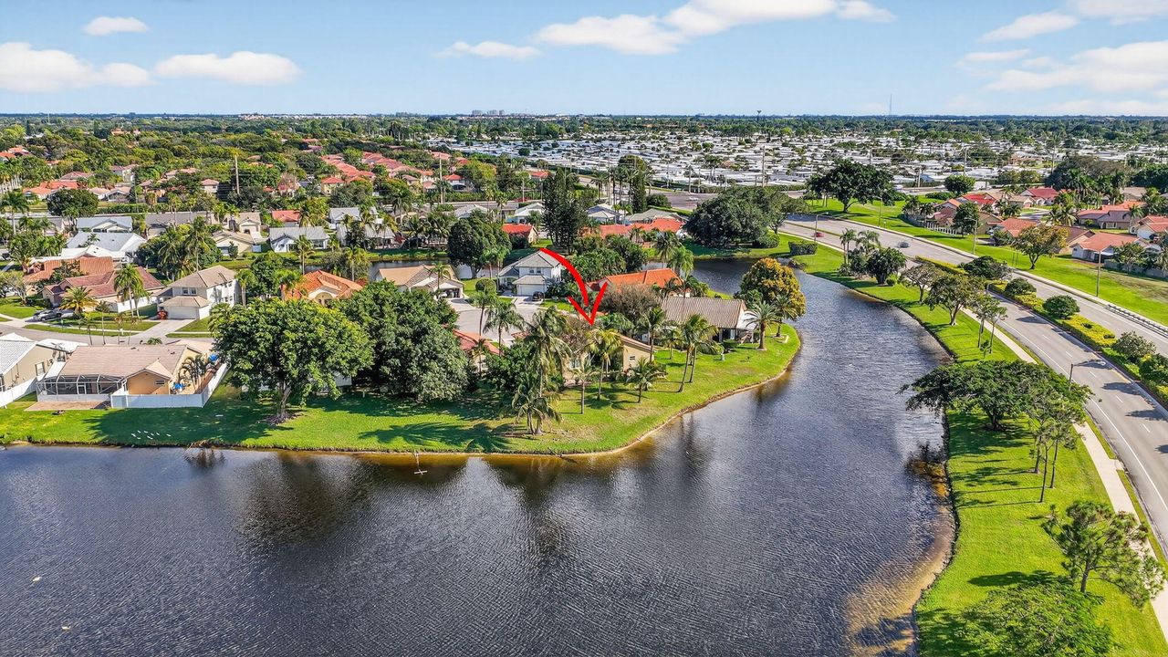 For Sale: $589,000 (3 beds, 2 baths, 1681 Square Feet)