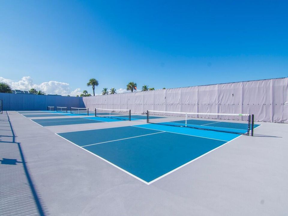 待售: $364,900 (2 贝兹, 2 浴室, 1184 平方英尺)