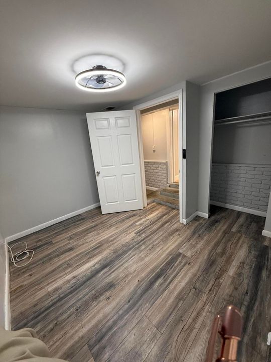 出租: $2,350 (3 贝兹, 1 浴室, 875 平方英尺)