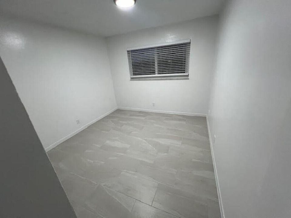 For Rent: $1,895 (2 beds, 1 baths, 846 Square Feet)