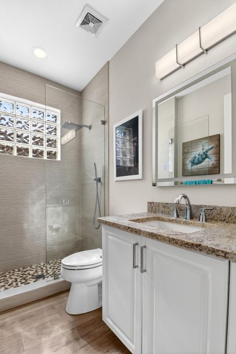 En Venta: $699,000 (4 camas, 2 baños, 2285 Pies cuadrados)