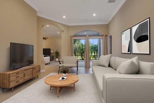 For Sale: $499,900 (3 beds, 3 baths, 2447 Square Feet)