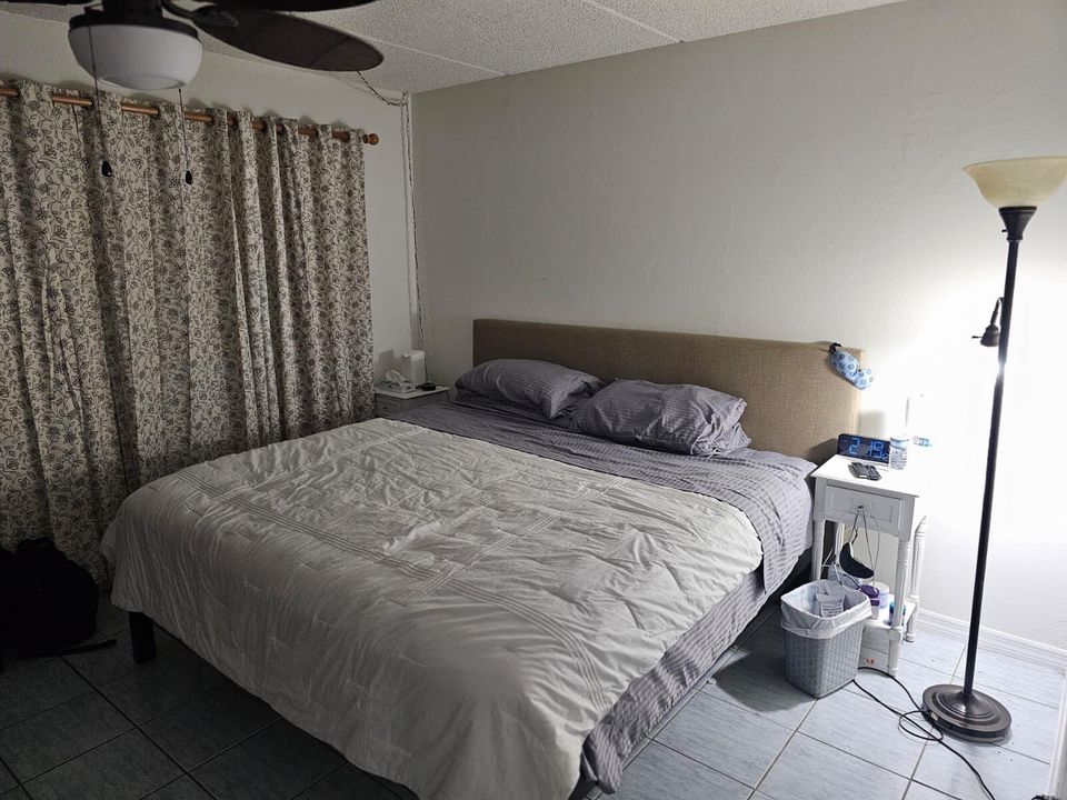 待售: $125,000 (1 贝兹, 1 浴室, 650 平方英尺)