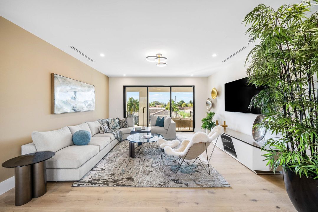 待售: $6,499,000 (5 贝兹, 6 浴室, 5166 平方英尺)