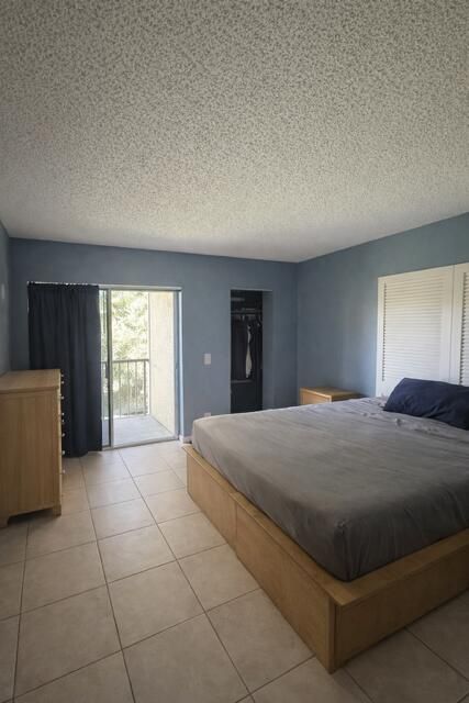 На продажу: $199,000 (2 спален, 2 ванн, 921 Квадратных фут)