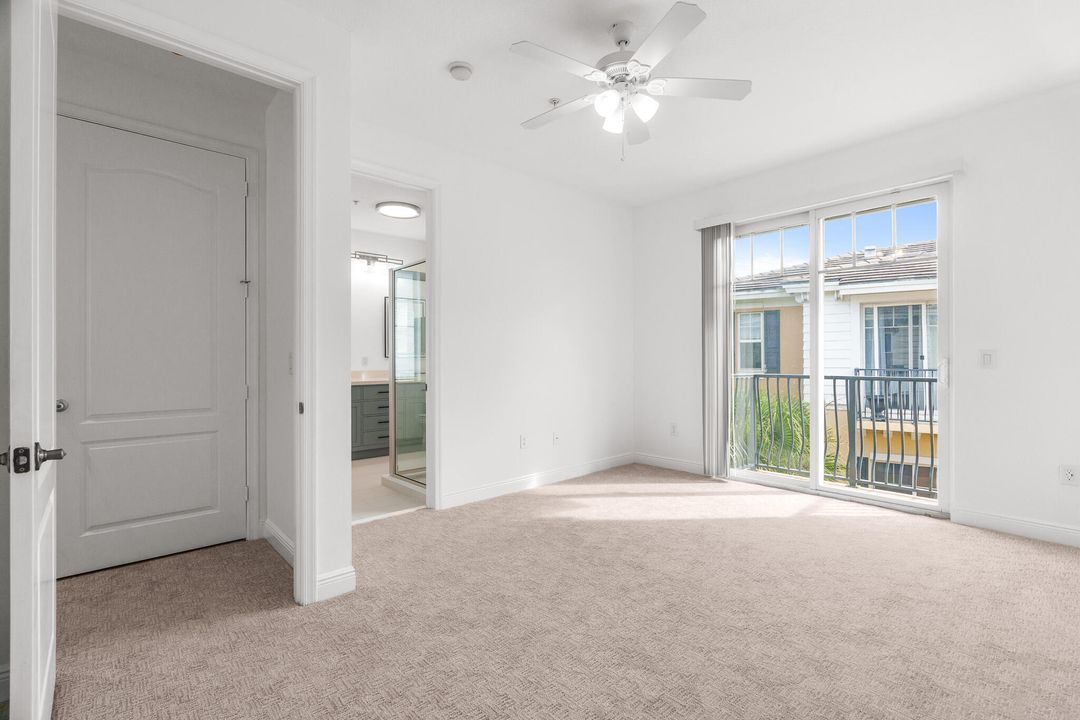 For Sale: $587,000 (3 beds, 3 baths, 1957 Square Feet)