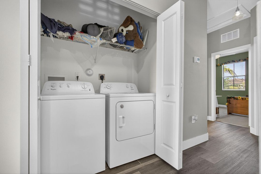 En Venta: $470,000 (3 camas, 2 baños, 1635 Pies cuadrados)