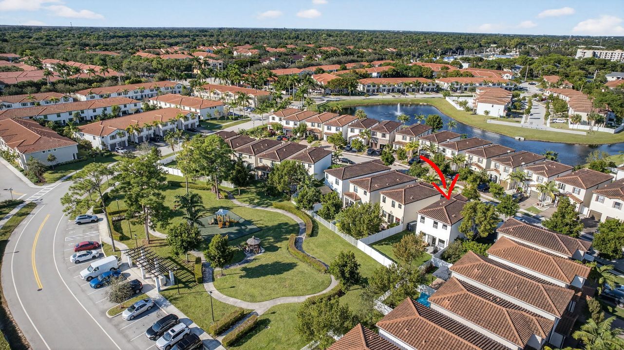 En Venta: $470,000 (3 camas, 2 baños, 1635 Pies cuadrados)