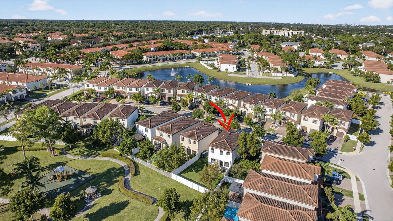 En Venta: $470,000 (3 camas, 2 baños, 1635 Pies cuadrados)