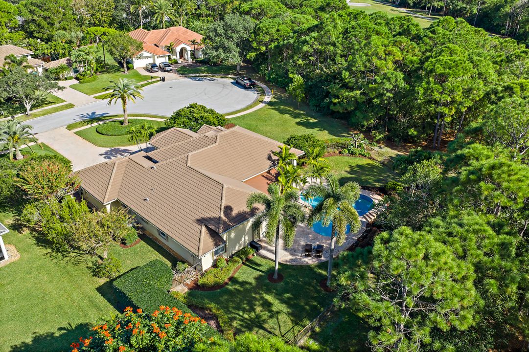 En Venta: $925,000 (5 camas, 3 baños, 2824 Pies cuadrados)