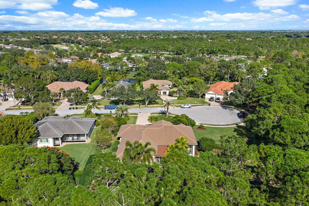 En Venta: $925,000 (5 camas, 3 baños, 2824 Pies cuadrados)