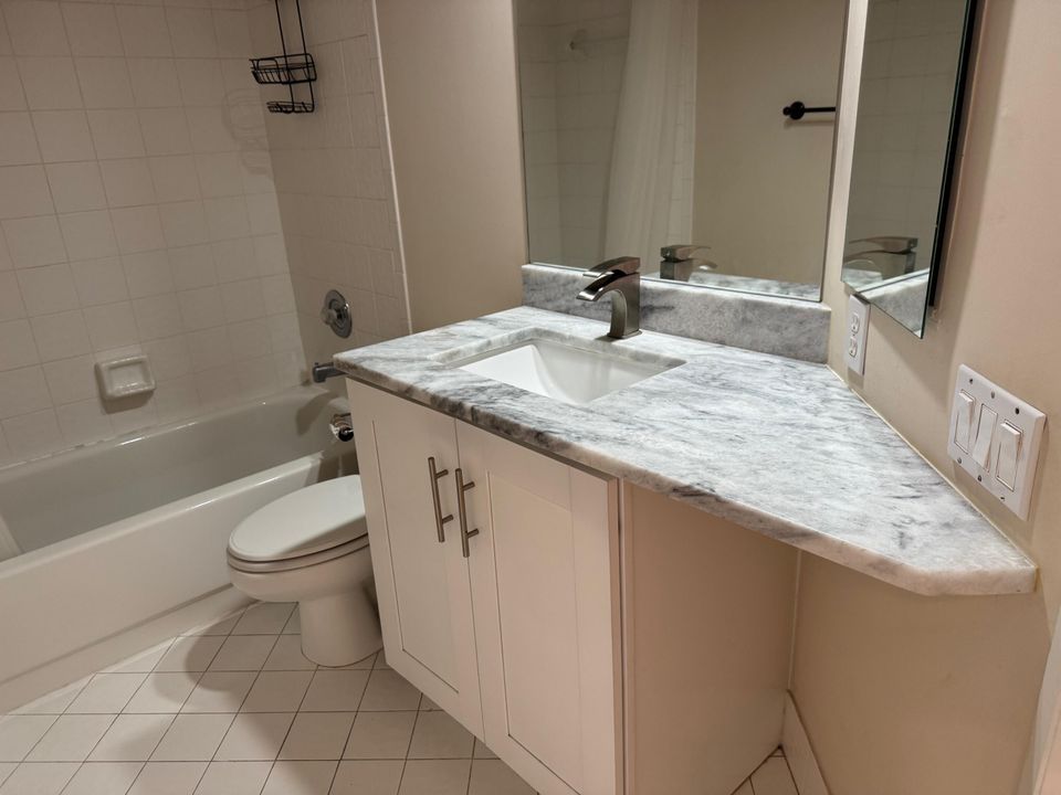 For Rent: $3,500 (3 beds, 2 baths, 1666 Square Feet)