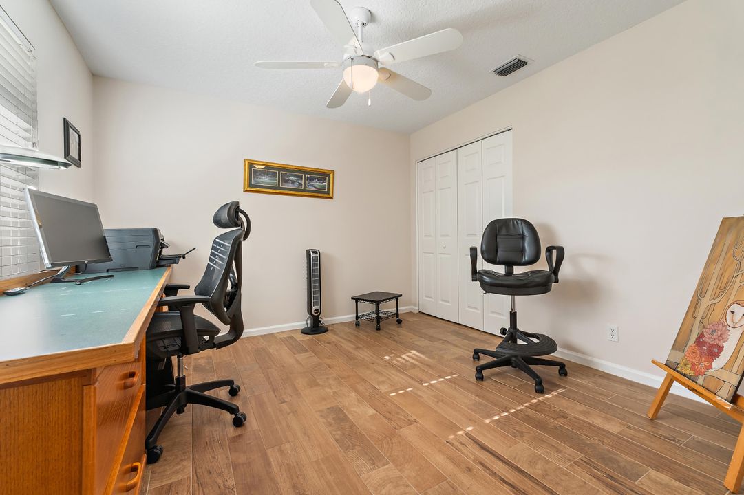 En Venta: $925,000 (5 camas, 3 baños, 2824 Pies cuadrados)