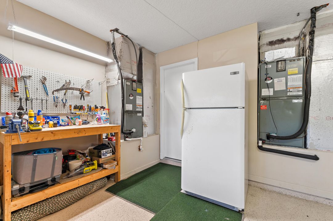 En Venta: $925,000 (5 camas, 3 baños, 2824 Pies cuadrados)