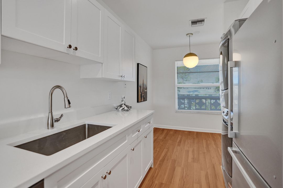 待售: $194,900 (2 贝兹, 2 浴室, 1167 平方英尺)