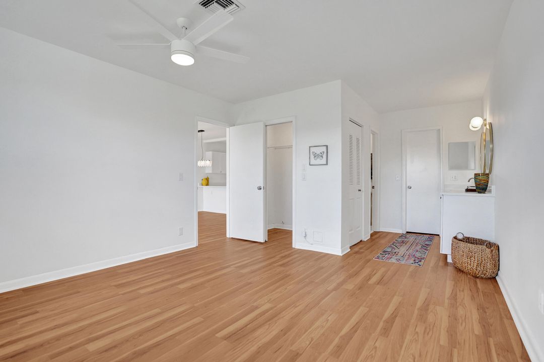 待售: $194,900 (2 贝兹, 2 浴室, 1167 平方英尺)