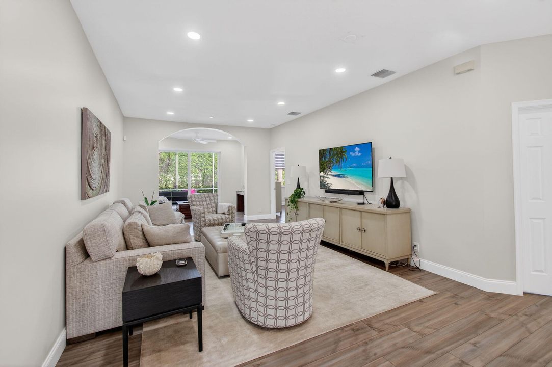 For Sale: $450,000 (3 beds, 2 baths, 1491 Square Feet)