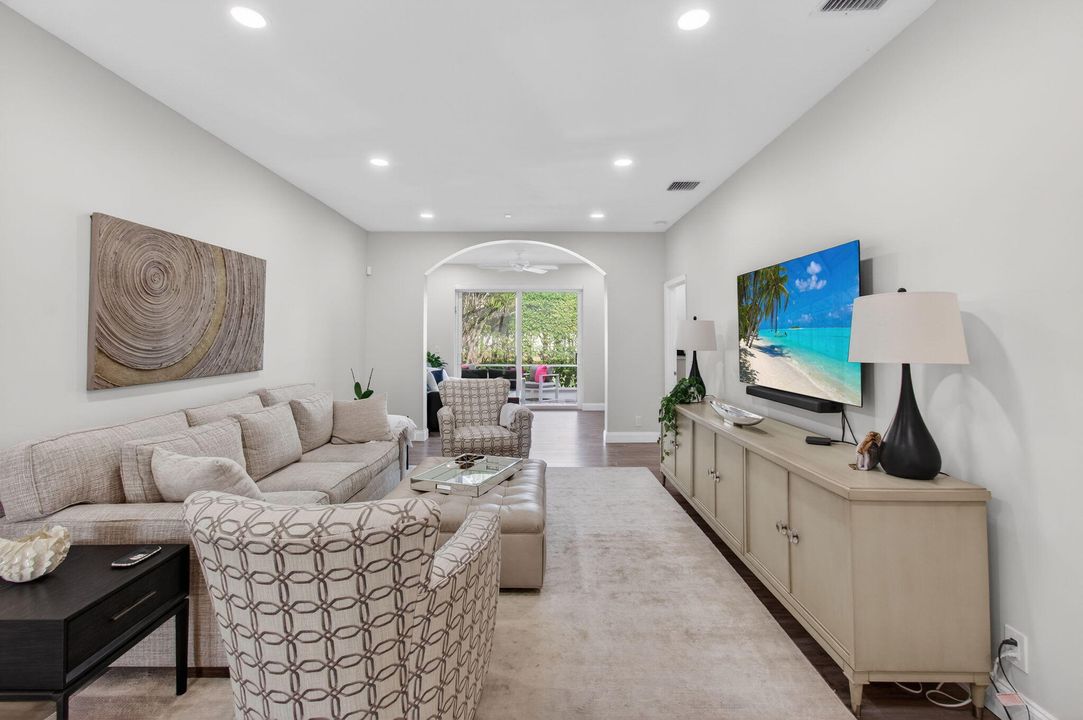 For Sale: $450,000 (3 beds, 2 baths, 1491 Square Feet)