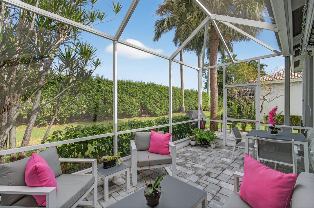 For Sale: $450,000 (3 beds, 2 baths, 1491 Square Feet)