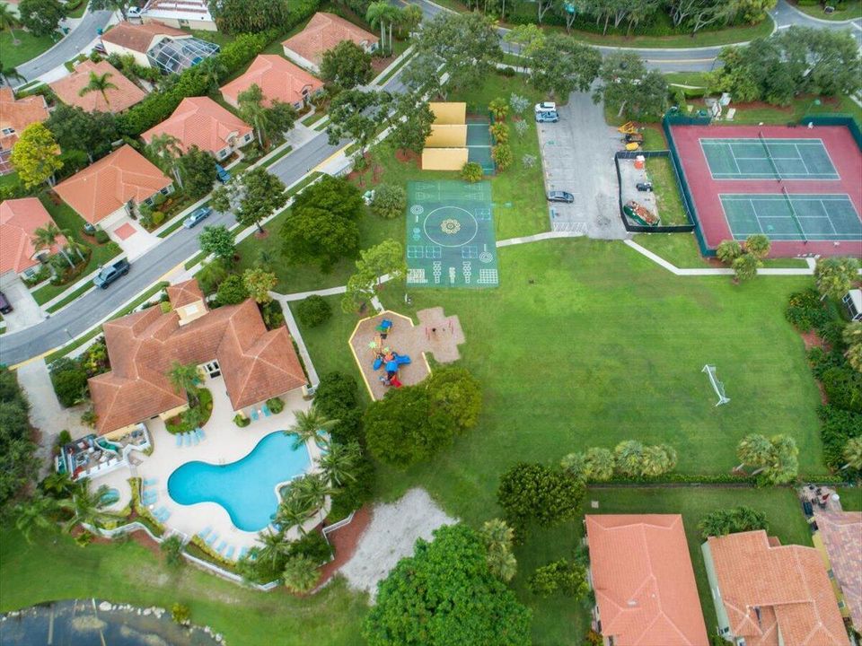 En Venta: $500,000 (4 camas, 2 baños, 1890 Pies cuadrados)