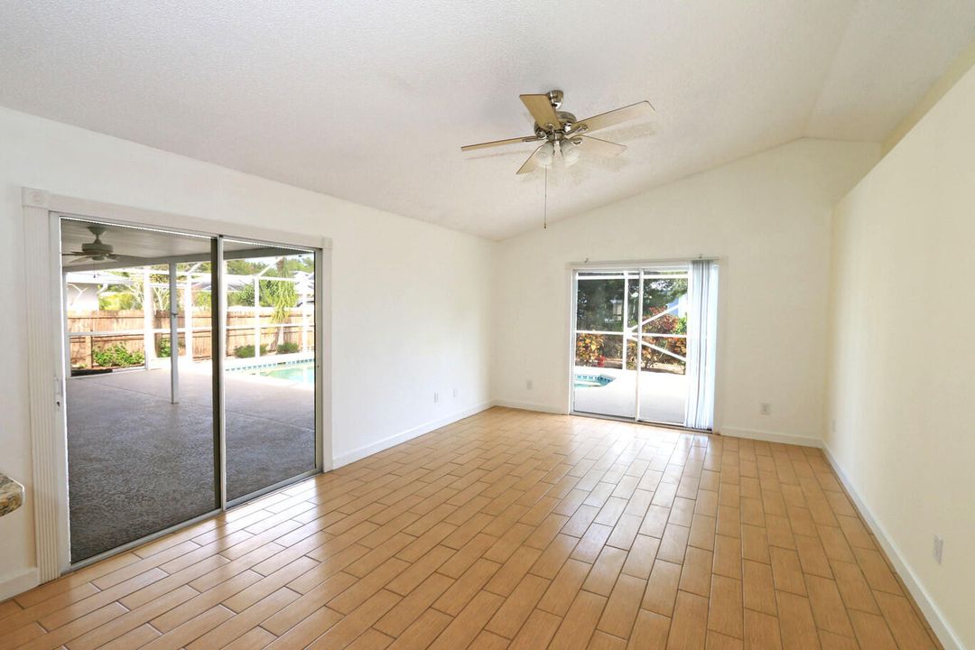 待售: $429,900 (3 贝兹, 2 浴室, 1717 平方英尺)