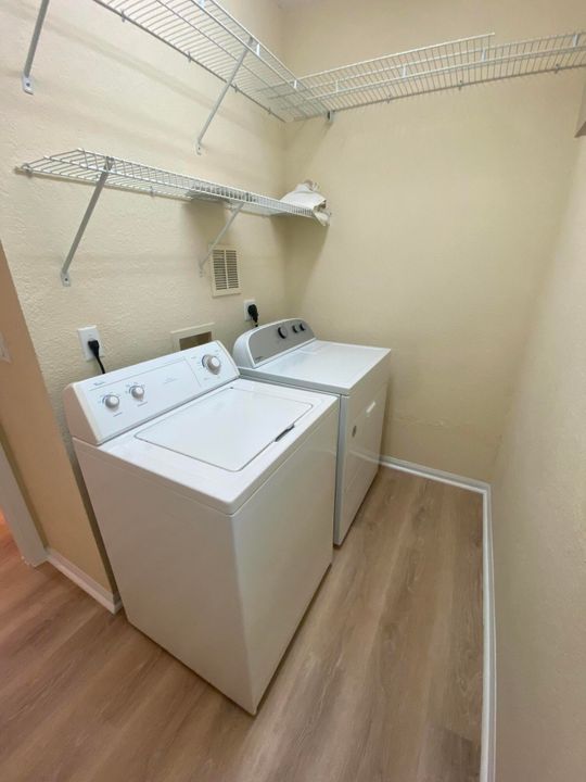 For Rent: $3,700 (4 beds, 3 baths, 1951 Square Feet)