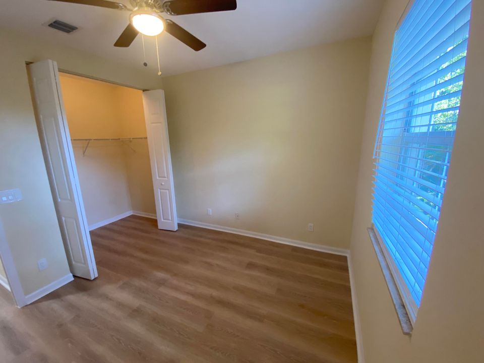 For Rent: $3,700 (4 beds, 3 baths, 1951 Square Feet)