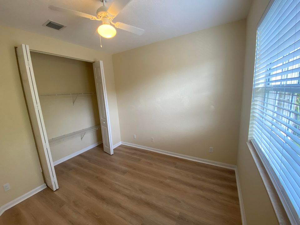 For Rent: $3,700 (4 beds, 3 baths, 1951 Square Feet)