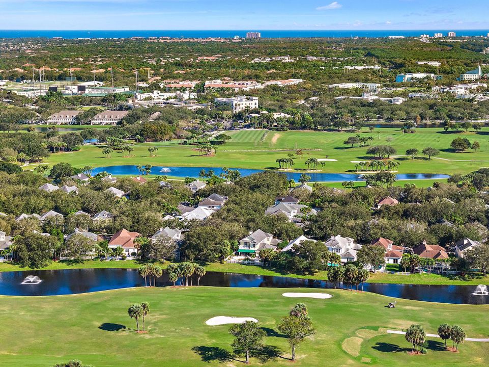 For Sale: $2,000,000 (5 beds, 3 baths, 3404 Square Feet)