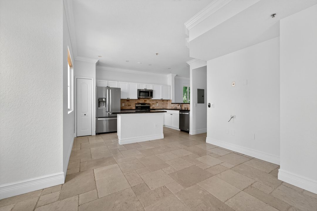 В аренду: $2,800 (2 спален, 2 ванн, 1520 Квадратных фут)