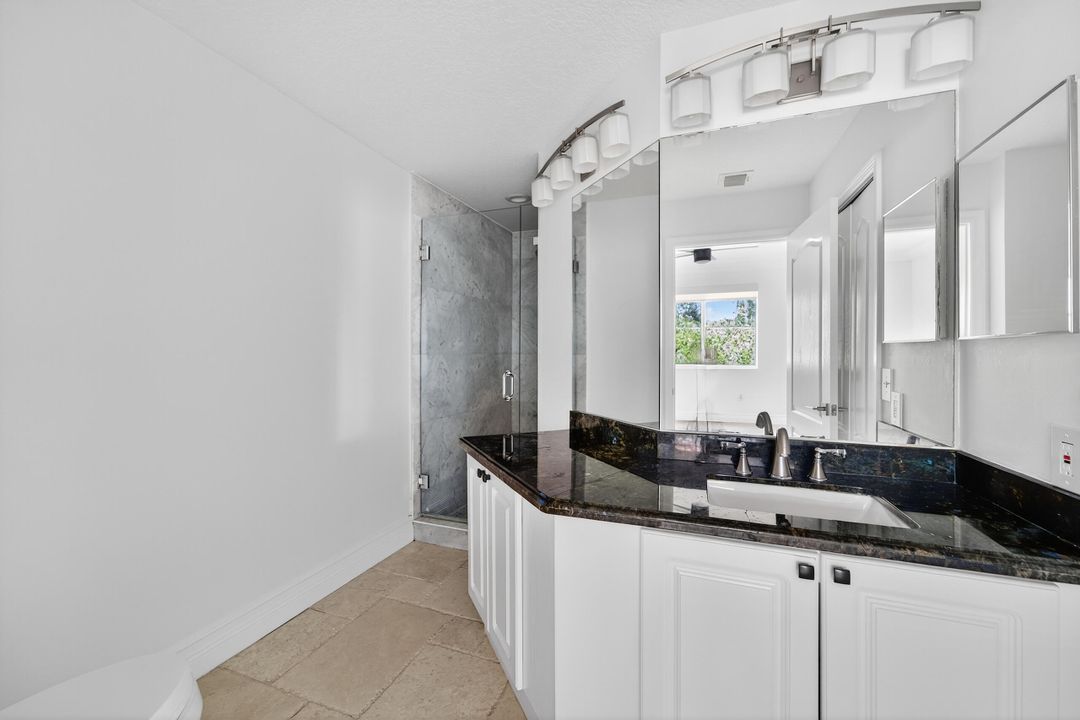 В аренду: $2,800 (2 спален, 2 ванн, 1520 Квадратных фут)