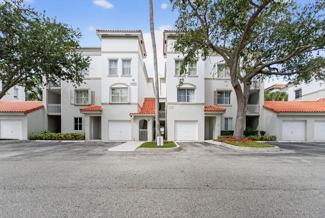 В аренду: $2,800 (2 спален, 2 ванн, 1520 Квадратных фут)