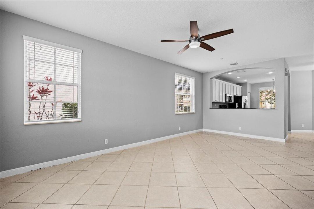 For Rent: $4,250 (3 beds, 2 baths, 1651 Square Feet)