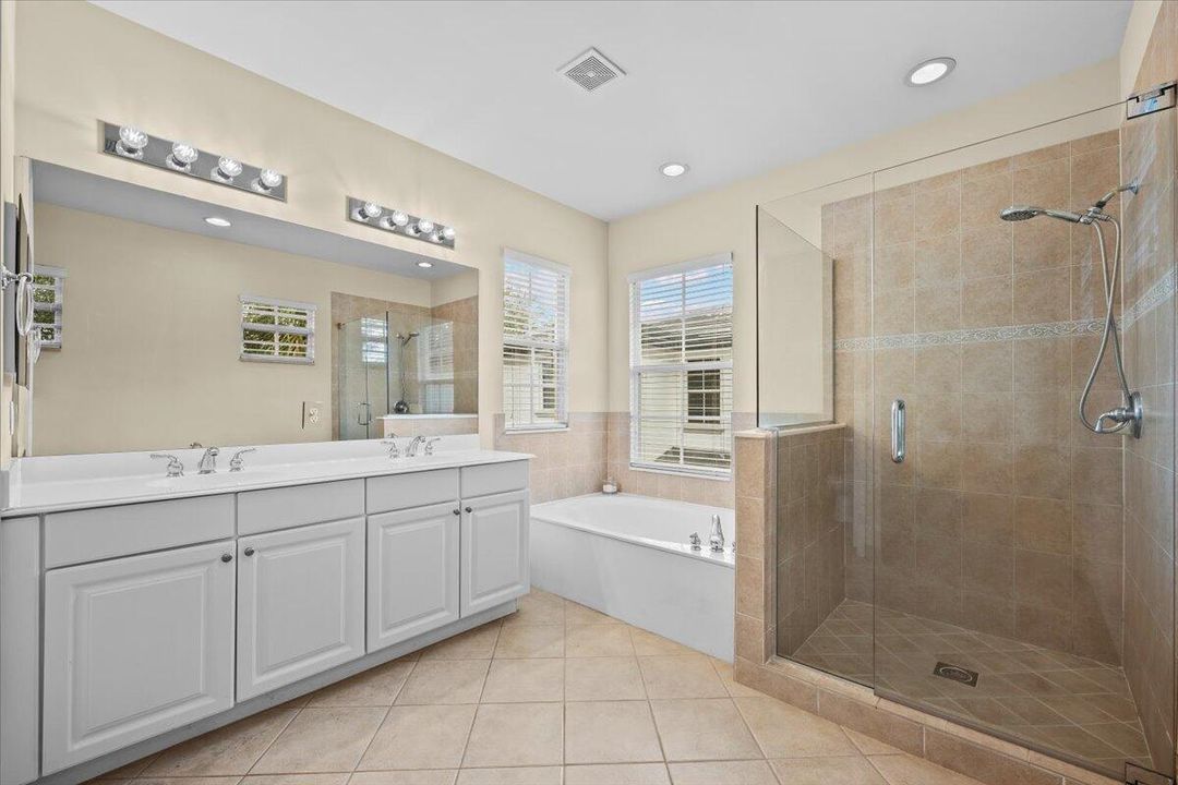 For Rent: $4,250 (3 beds, 2 baths, 1651 Square Feet)