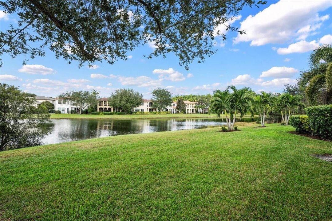 For Rent: $4,250 (3 beds, 2 baths, 1651 Square Feet)