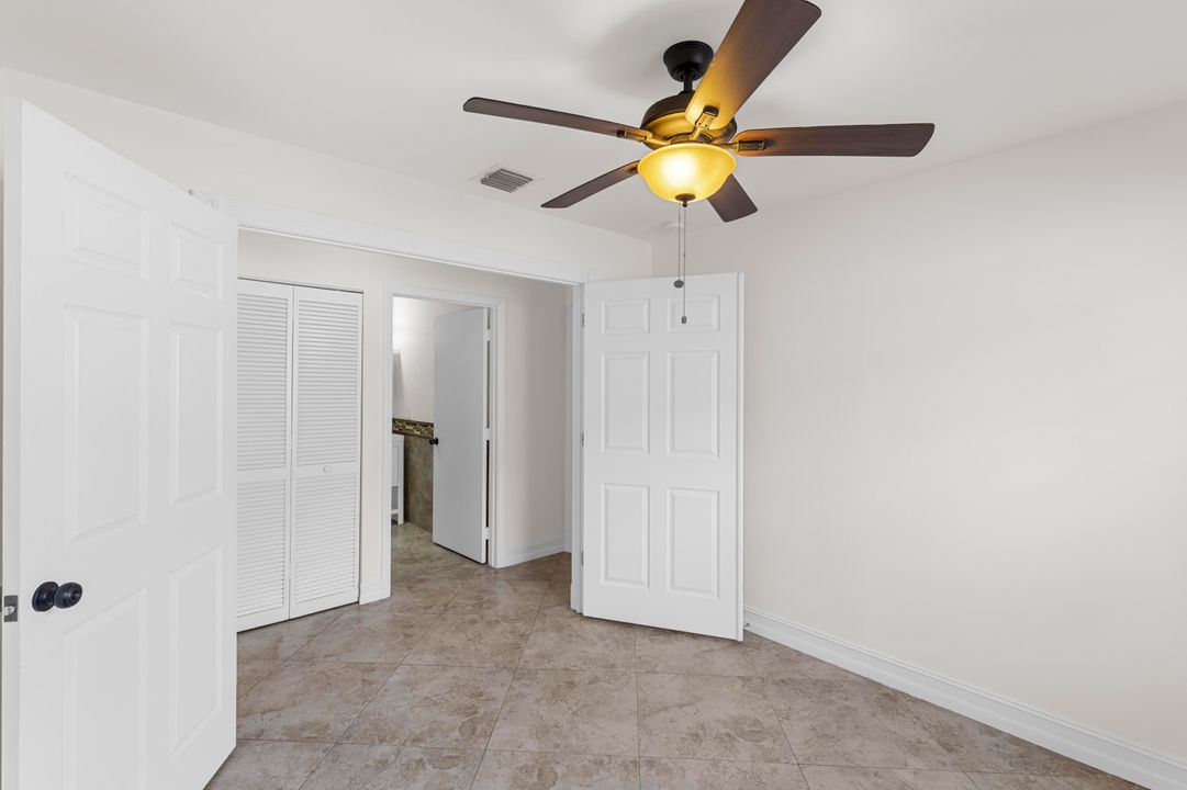 出租: $3,000 (4 贝兹, 2 浴室, 1577 平方英尺)