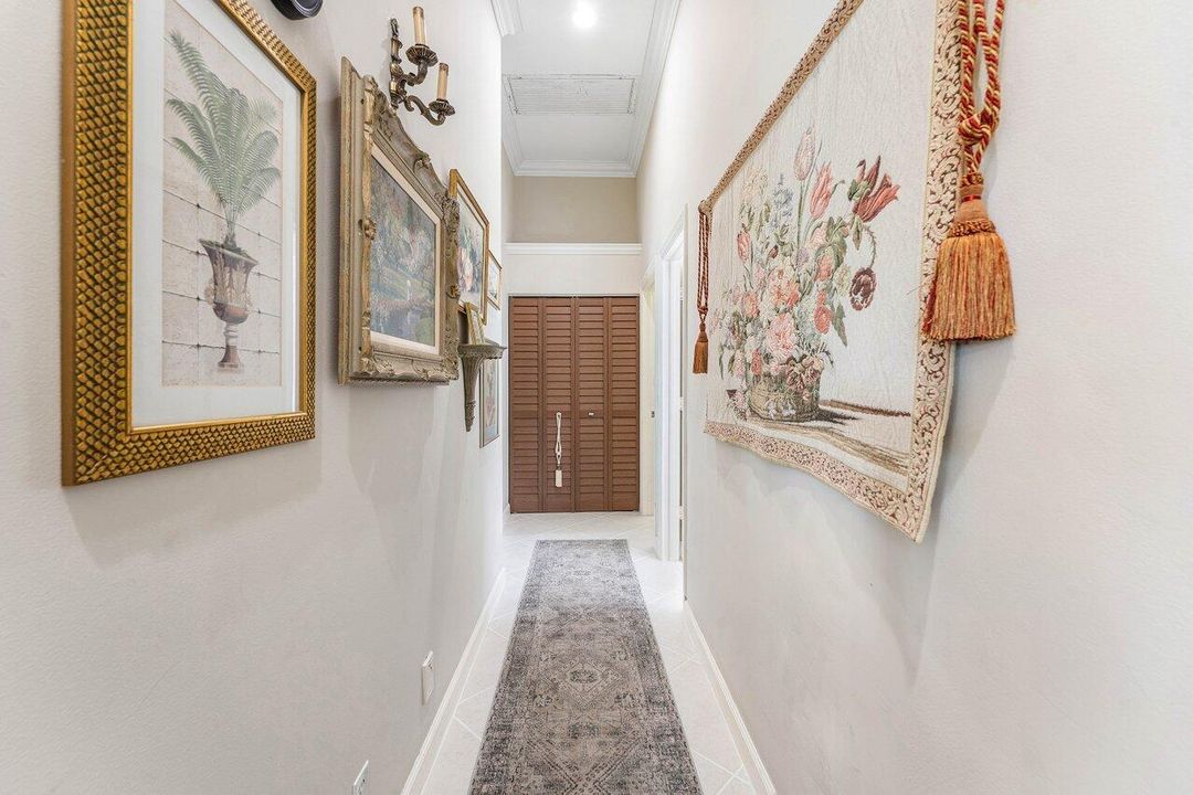 For Sale: $799,000 (2 beds, 2 baths, 1752 Square Feet)