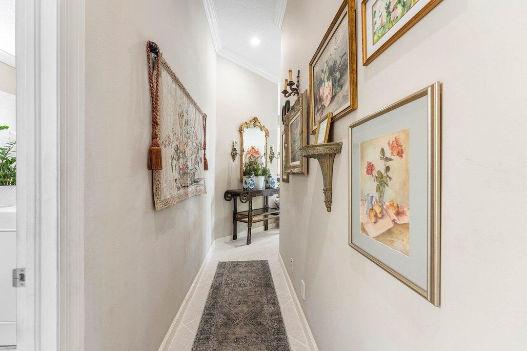 For Sale: $799,000 (2 beds, 2 baths, 1752 Square Feet)