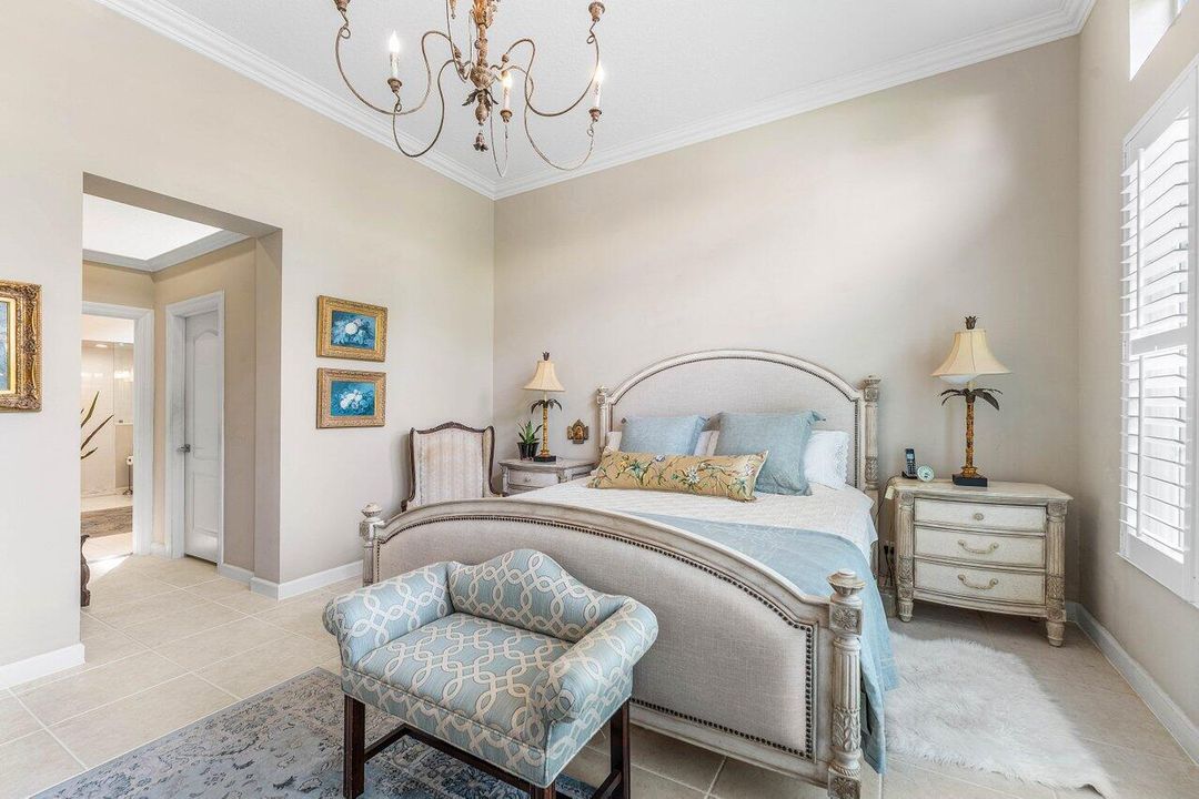 For Sale: $799,000 (2 beds, 2 baths, 1752 Square Feet)