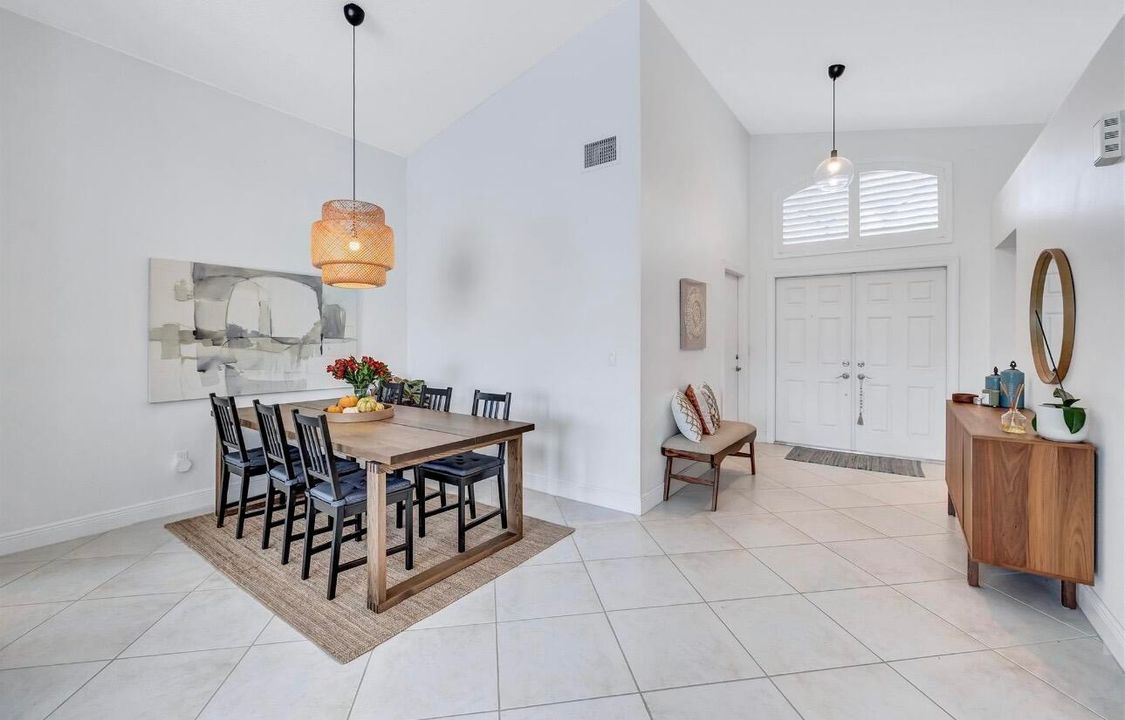 For Rent: $4,199 (3 beds, 2 baths, 1531 Square Feet)