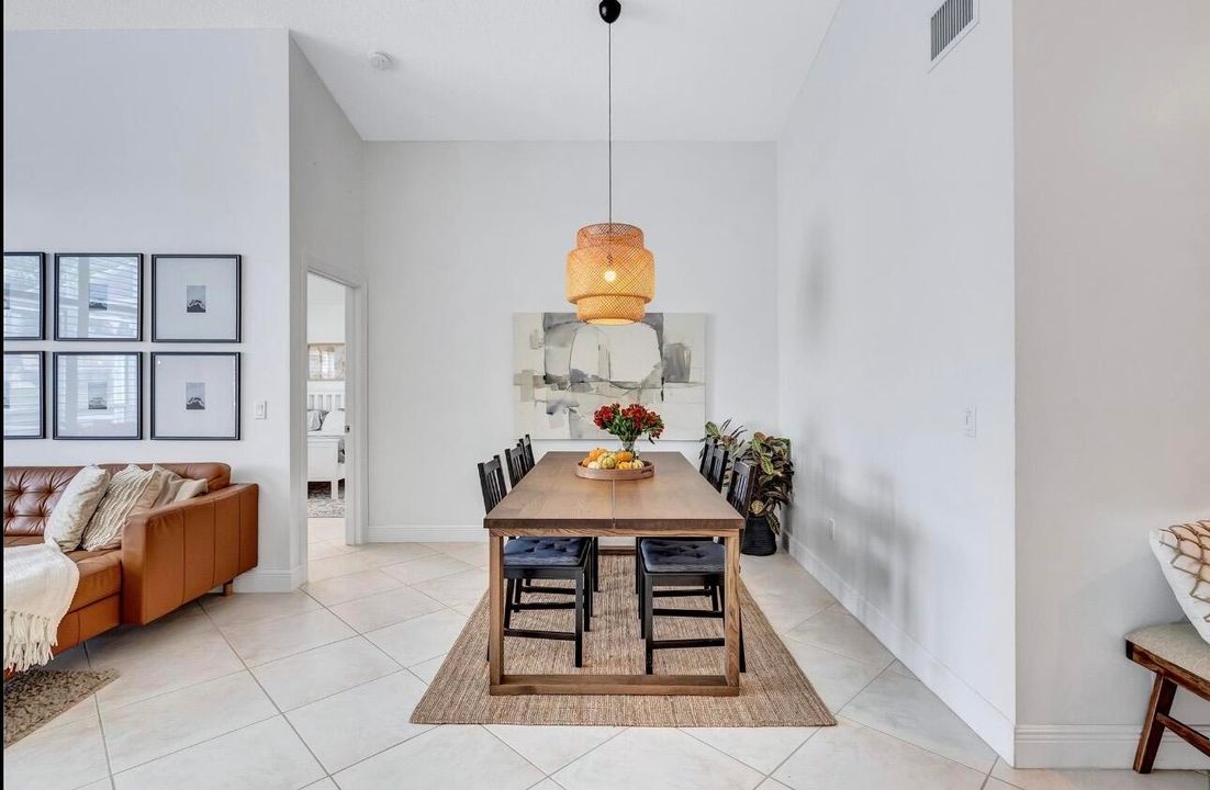 For Rent: $4,199 (3 beds, 2 baths, 1531 Square Feet)