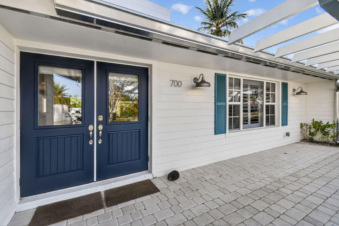 待售: $1,796,000 (3 贝兹, 2 浴室, 1941 平方英尺)