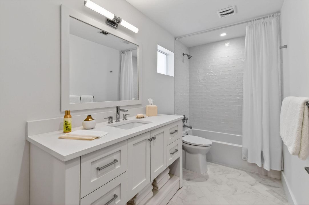 待售: $1,796,000 (3 贝兹, 2 浴室, 1941 平方英尺)