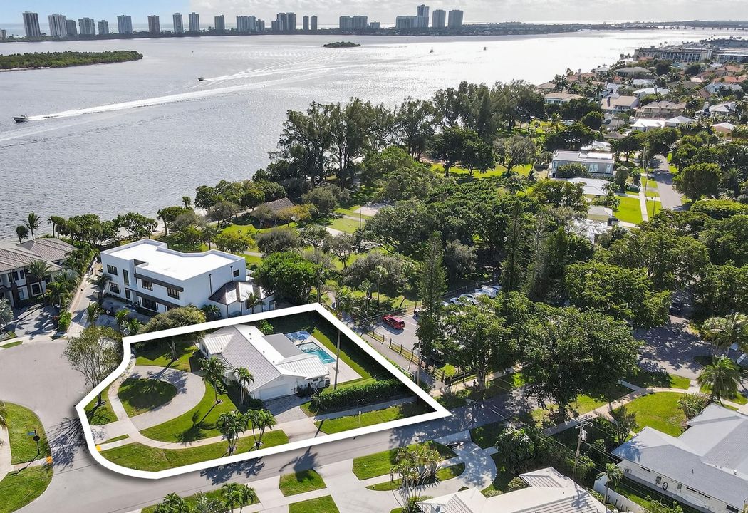 待售: $1,796,000 (3 贝兹, 2 浴室, 1941 平方英尺)