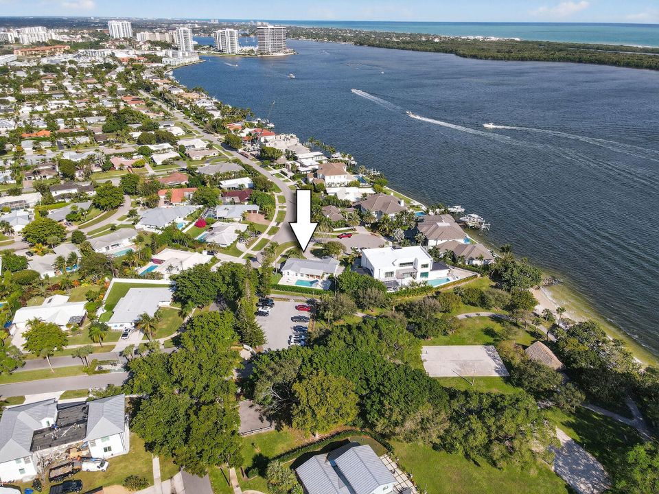 待售: $1,796,000 (3 贝兹, 2 浴室, 1941 平方英尺)