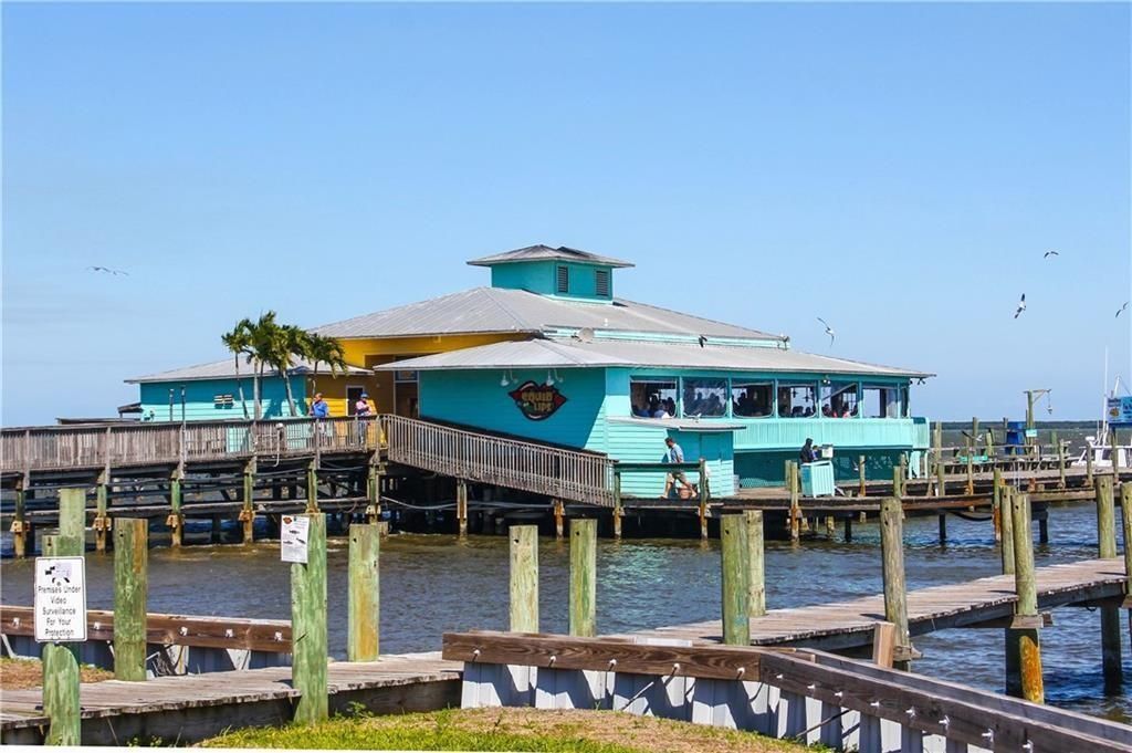 На продажу: $269,000 (2 спален, 2 ванн, 1146 Квадратных фут)