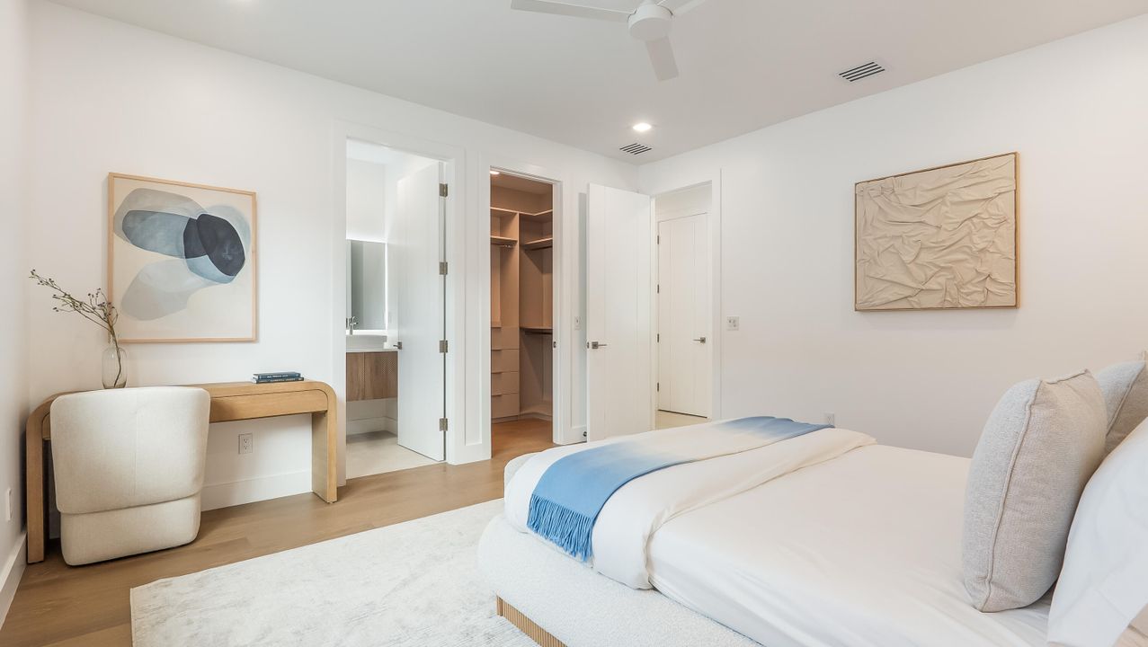 待售: $4,950,000 (6 贝兹, 7 浴室, 5475 平方英尺)