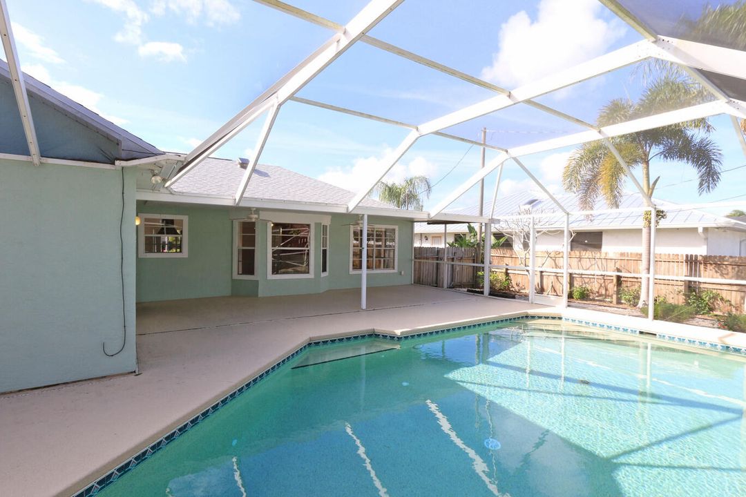 待售: $429,900 (3 贝兹, 2 浴室, 1717 平方英尺)