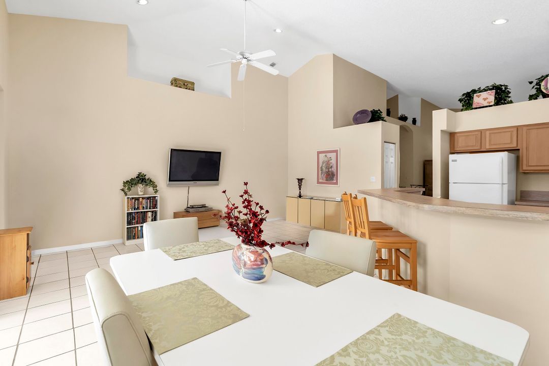 En Venta: $585,000 (3 camas, 2 baños, 2052 Pies cuadrados)