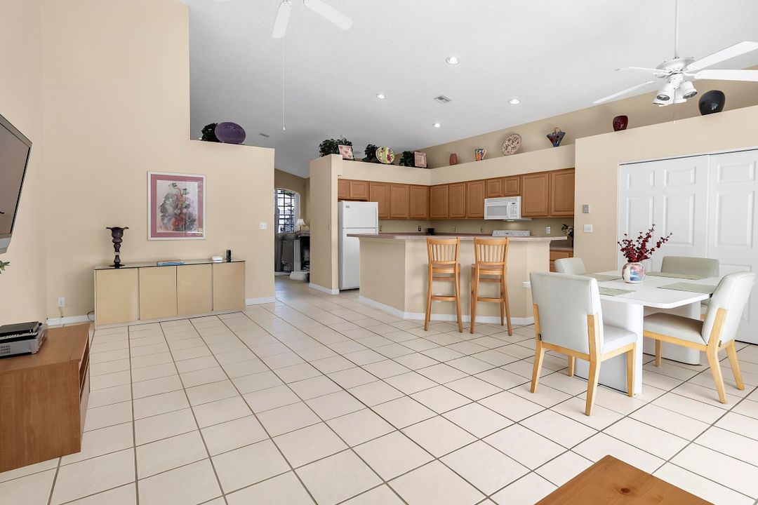 En Venta: $585,000 (3 camas, 2 baños, 2052 Pies cuadrados)